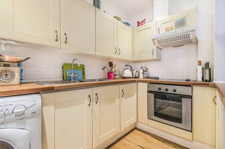 Blackheath Grove, London, SE3 - Photo 4