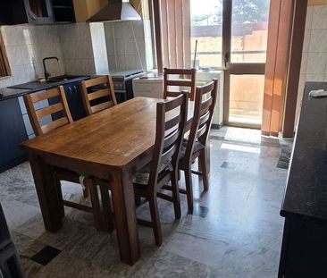 ROANDY - Apartament 4 camere, balcon, Democratiei - Fotografie 4