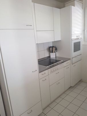 Beautiful 2.5-room apartment with garden seating area! - Photo 1