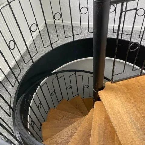 <b>RUMMELIG OG LYS 5-VÆRELSES LEJLIGHED I GUG – 147 M² MED STOR ALTAN </b> - Foto 1