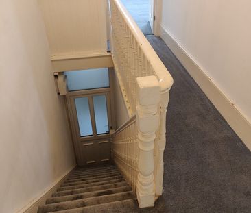 1 Bed Flat, Northcote Road, CR0 - Photo 2