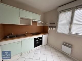 Location Appartement 2 pièces 57m² LILLE 59000 - Photo 4