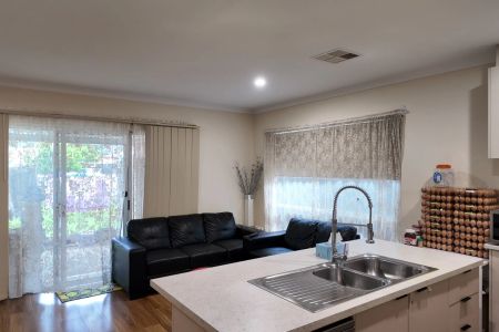 Modern 3-Bedroom Home in a Quiet, Convenient Location - Photo 2