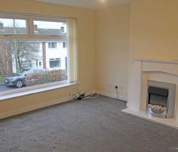 3 bedroom property to rent in Oldham - Photo 2