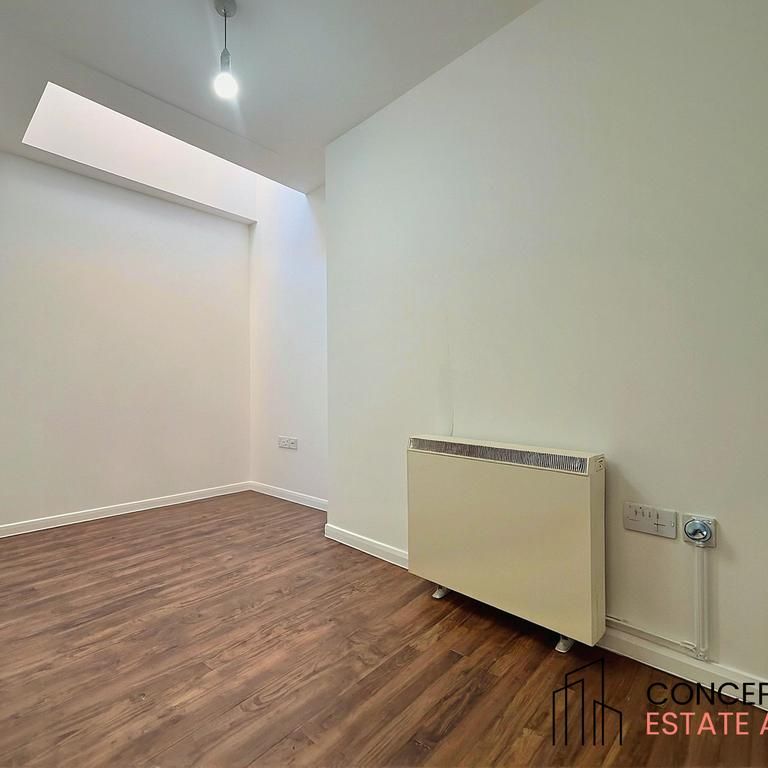 3 bedroom apartment to rent - Photo 1