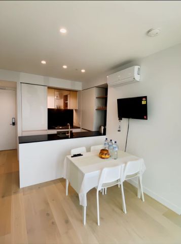 2 Bedroom*5505 - Photo 2