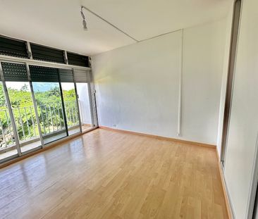 Location Appartement 3 pièces 96m² LE GOSIER 97190 - Photo 2
