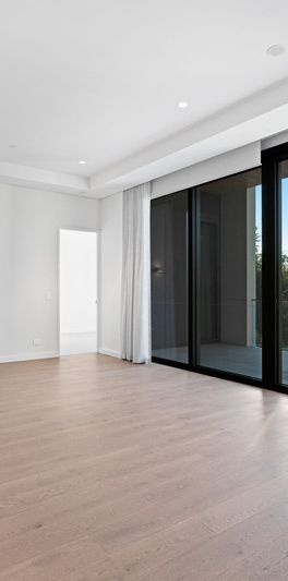 Luxurious Three Bedroom Apartment in The Grove Residences - Photo 1