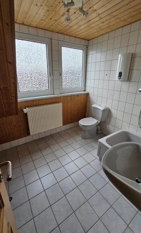 Dachgeschosswohnung möbliert und renoviert - Foto 4