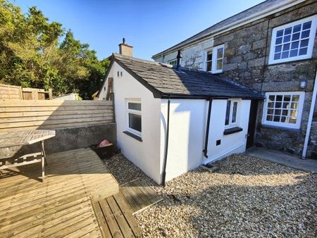 Helston, Helston, TR13 - Photo 5