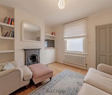 3 bedroom terraced house to rent - Photo 2