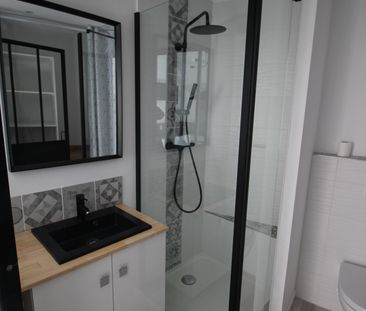 Location Appartement 2 pièces 27m² ROQUEVAIRE 13360 - Photo 4