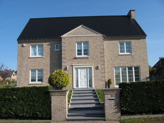 Villa te huur - Foto 1