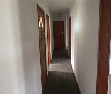 Lovely, redecorated three bedroom home in popular Hillcrest with la... - Photo 3