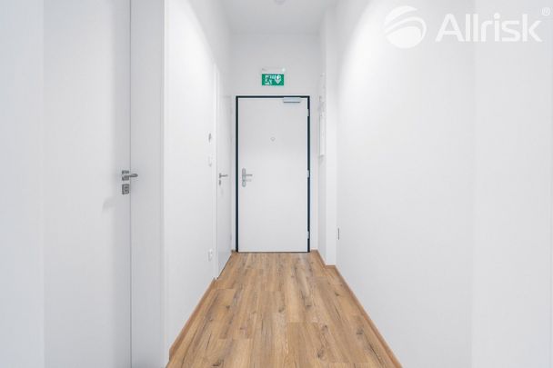 Pronájem bytu 1+kk 35 m² - Photo 1
