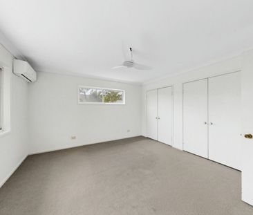 Freshly Painted 2-Bedroom Unit in the Heart of Wellington Point! - Photo 3