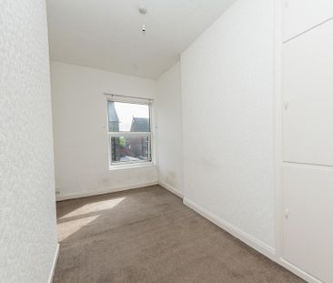 2 bedroom townhouse to rent - Photo 3