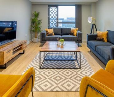 1 bedroom in a flat share to rent - Photo 3