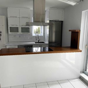 Condo en Beton 4 1/2 au 2e étage - Photo 2