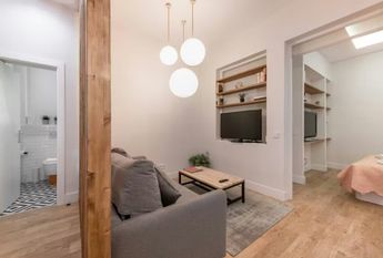 Calle de Santa Brígida, Madrid, Community of Madrid 28004