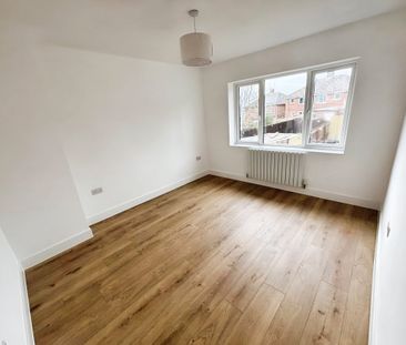 Brynglas, Penyrheol, Caerphilly - Photo 4