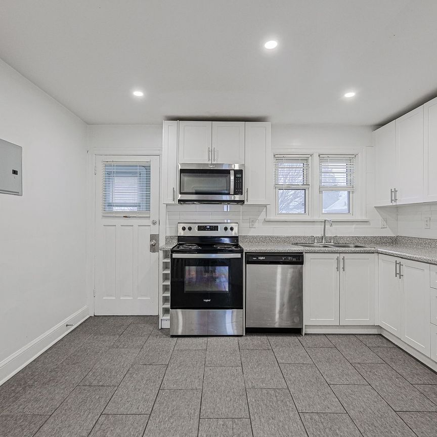 For Lease - 366 Mary Street Unit# 4, Oshawa, Ontario - Photo 1