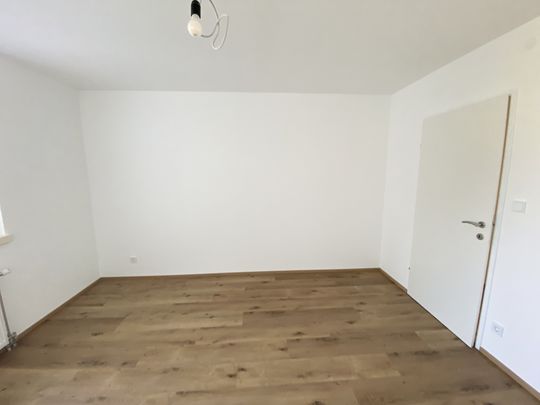 Erstbezug nach Totalsanierung! - Photo 1