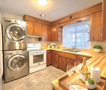 63 THOMPSON Avenue #UPPER - Photo 6