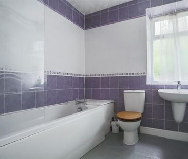 Burnley Road East, Rossendale - Photo 1