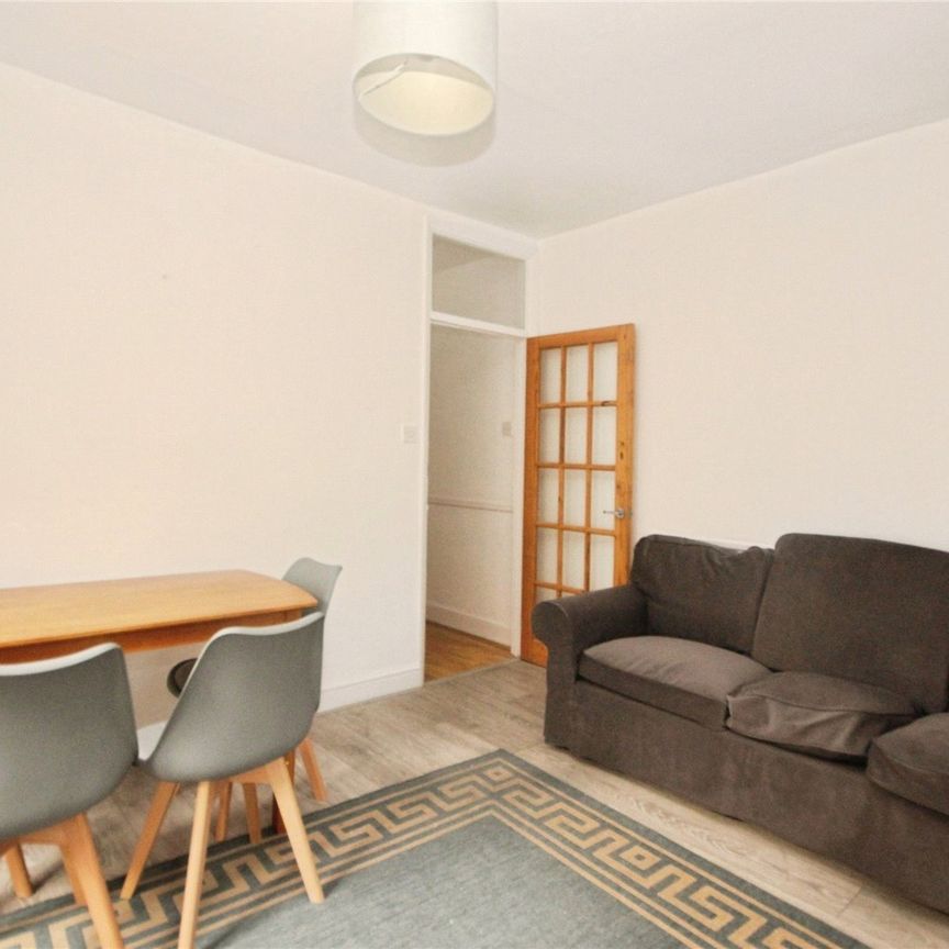 Telford Avenue, London, SW2 4XQ - Photo 1