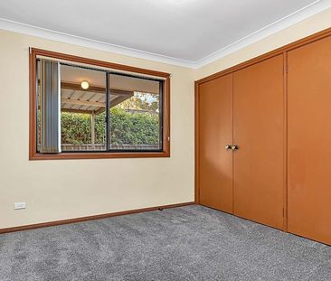 Two Bedroom, Brick Beauty - Photo 2