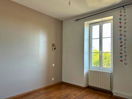 Location Maison 5 pièces 92m² COGNAC 16100 - Photo 2