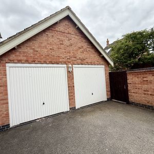 9 Glengarry Way, Greylees - Photo 2