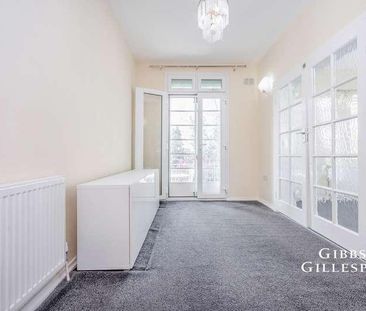 Pinner Court, Pinner, HA5 - Photo 3