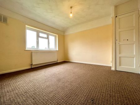 2 Bedroom Flat To Let - HP12 - Photo 4