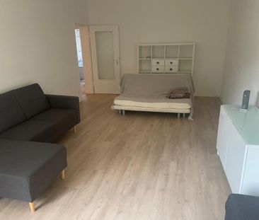 Schöne 2 Zimmer Wohnung mit Balkon - Foto 1