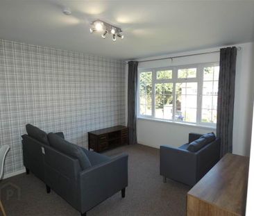 29b Dundonald Heights, Dundonald, Belfast, BT16 1XL - Photo 3