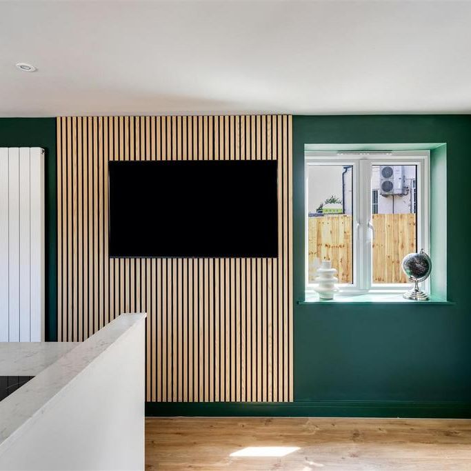1 bedroom in a house share to rent - Photo 1