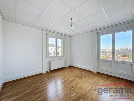 Bel Appartement 4.5 pièces au 6ème - Photo 3