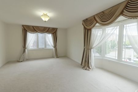 For Lease - 18 Snowling Drive, Ajax, Ontario - Photo 2