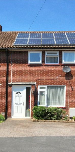 St. Michaels Road, Woking, Surrey, GU21 - Photo 2