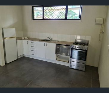4/338 Sheridan Street, Cairns North, Qld 4870 - Photo 5