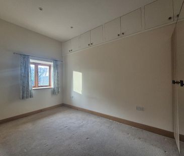2 bedroom barn conversion to rent - Photo 4