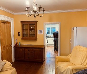 HOUSE SHARE – TWO LOVELY ROOMS FOR RENT in a beautiful 7-bedroom de... - Photo 2