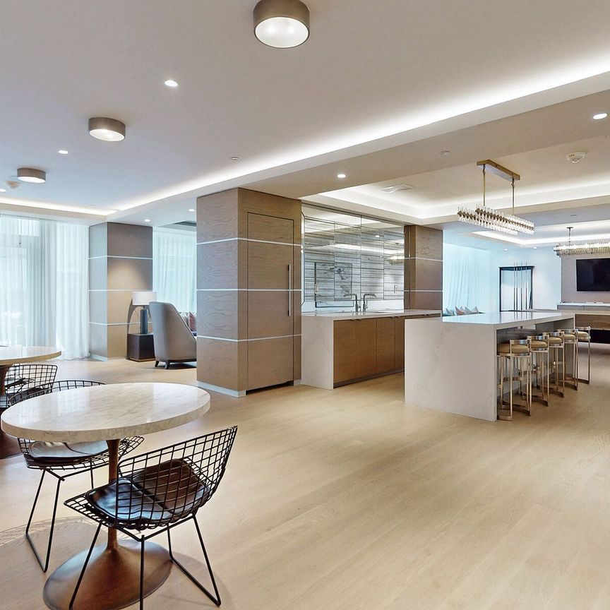 For Lease - 188 Cumberland Street Unit# 605, Toronto, Ontario - Photo 1