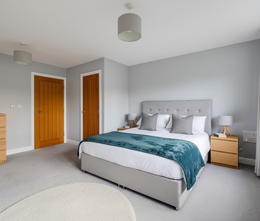 The Hollies, Chester - Photo 6