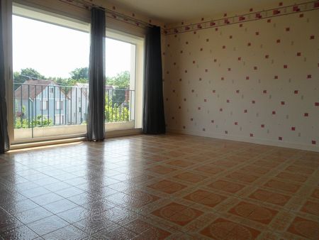 Location Appartement 4 pièces 81m² BOURGES 18000 - Photo 4