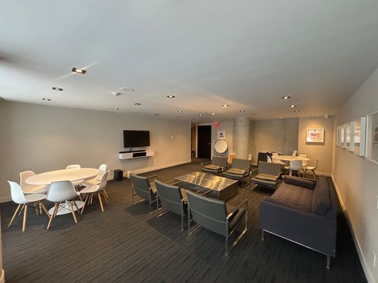 For Lease - 318 King Street Unit# 210, Toronto, Ontario - Photo 1