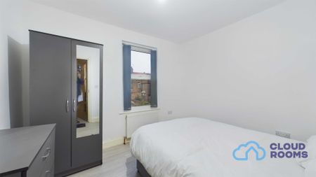 RM3 Halley Road | Newham | London | E12 6UE - Photo 3