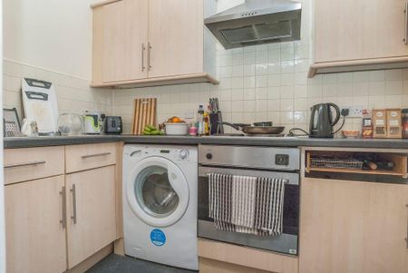 1 bedroom flat to rent - Photo 5